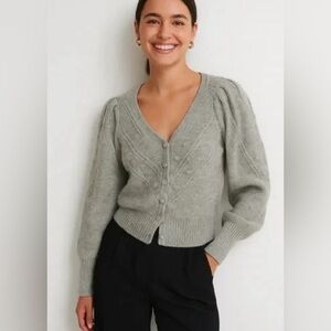 Abercrombie and Fitch Cropped Cardigan Puff Sleeve Sweater Gray/Green Small